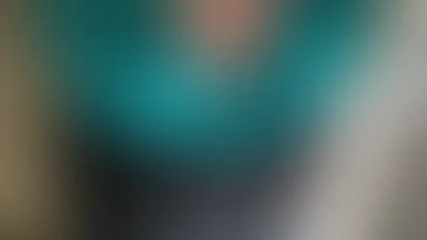 Würdest du dich so trauen mit mir auszugehen? Nachher geht's für mich ins Restaurant und anschließend zum Bowlen. Ich nehme meinen Lush mit, lass uns zusammen Spaß haben 🔥😍🤯