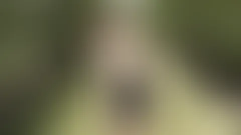 Ich hoffe mit diesem kleinen Video startest du heiß in den Tag! 🥵 Ich bin gerne freizügig draußen. Würdest du mich gerne mal outdoor richtig durchnehmen? 😈