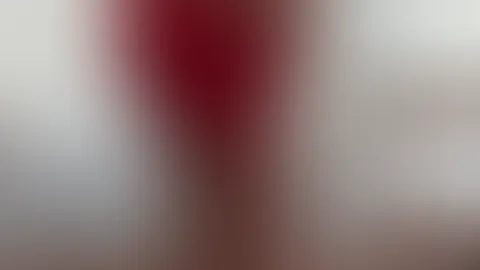Heute dürft ihr kreativ sein. 🥰 Welcher liebevolle oder freche Spitzname passt zu meiner natürlichen Art und meinen Kurven? Ich freue mich auf eure Ideen. 💬
