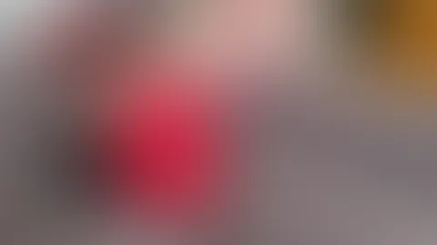 Stiefschwester oder doch Lehrerin?😏 Du entscheidest!🥵 Ich bin geil merkst du es mir an? Was sagst du zu meinem versauten Outfit? Rote enge Lederleggings mit einem ganz knappen Underboob Bikini Obert