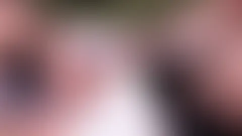 Okay Süßer… ehrlich jetzt 😏 Was würdest du spontan dazu sagen? A: „wow“ B: „gefährlich“ C: „mehr davon“