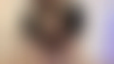 Frohes neues Jahr meine Lieben! Neues Deepthroat Video online sowie geile Bilderserie und SB Video wie ich mich mit einer Flasche verwöhne in diesem Outfit, schaut also mal vorbei ;)