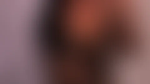 😈