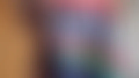 Feetig geduscht...hilfst du mir beim eincremen? 😏