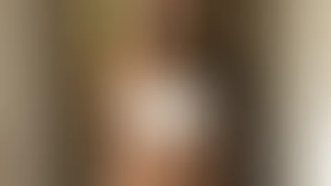 Heute ist Silvester, eigentlich wĂŒrd ich schon sehr gerne in neue Jahr gef**kt werden, wer will?đ