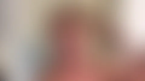 Userwunsch! Ich P**se mich in meiner Nylon-Strumpfhose ein! Hey mein Lieber, mich hat ein Userwunsch erreicht... Ich p**se mich in meiner Nylonstrumpfhose ein! Jedoch hätte ich dir viel lieber in de