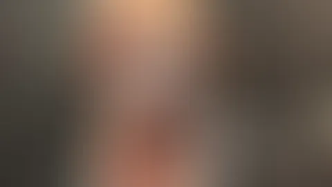 Geile Spucke-Titten-Session – Eingeschmiert, laut stöhnend & klatschnass masturbiert 💦