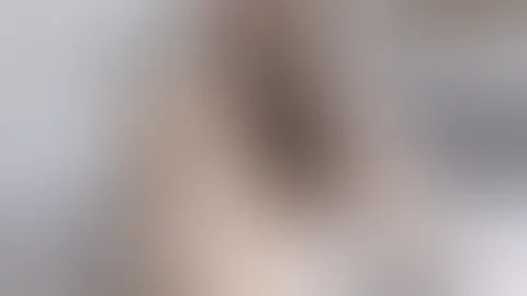 Ich hätte eine geile Idee bevor es zur Arbeit geht. Dafür müssten man aber nackt sein 👀😏