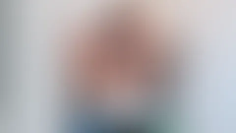 Würdest du mir beim Haushalt helfen oder erstmal eine Runde hier auf der Waschmaschine f**ken?