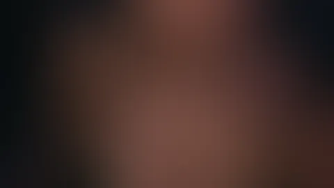 Na was machst du zu solch später Stunde 😼