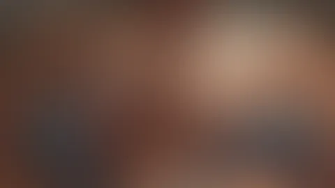 Würdest du mich küssen oder erstmal anschauen? 🫣😘