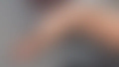 Simple Selbstbefriedigung… ohne mich auszuziehen oder irgendwelchen Schnickschnack. Übermorgen kommt der zweite Teil davon.