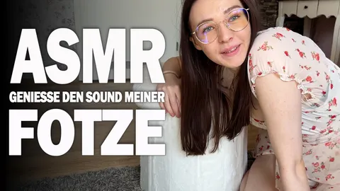 Viel zu privat! Das schmatzen musst du gehört haben!