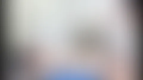 Als ich Erwache befinde ich mich tatsächlich in einer Zelle. Ich bin über und über mit S****a bespritzt. Scheint als wäre hätte ich einen ziemlich geilen Gangbang hinter mir. Doch auf eine weitere Ben