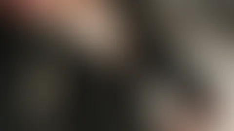 Gute Nacht 😴 🌛 machst du mich früh wach Babe ? Der Lush steckt 😋😴 7.15 Uhr kommt mein Taxi und dann geht's zum Flughafen Babe 😋natürlich mit Lush 💦 lässt du mein Höschen nass werden 😈 hab auch