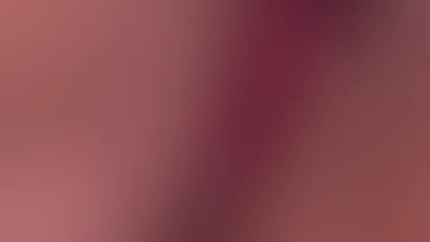 Oh wow! Ich bin plötzlich geil geworden und musst es mir unbedingt selbst machen. Also schnappe ich mir schnell meinen Satisfyer und mache es mir damit. Nahaufnahme von meiner P***y mir zuckenden Orga