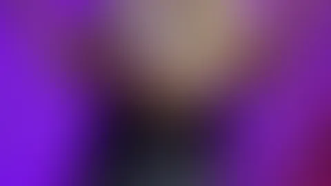 Ich wäre dann soweit... und du? 😄💋 Keine Sorge, ich beiße nicht... außer du willst.