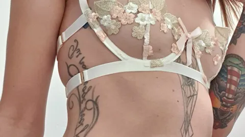 Mit dem Dildo in meiner F***e đ„”đ„”