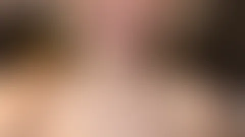 Ich würd mich jetzt am liebsten einfach zu dir kuscheln… 🤍 Ein bisschen reden, ein bisschen lachen… und schauen, wo es hinführt 😉 Fühlt sich irgendwie so an, als würdest du mir gerade fehlen 💋