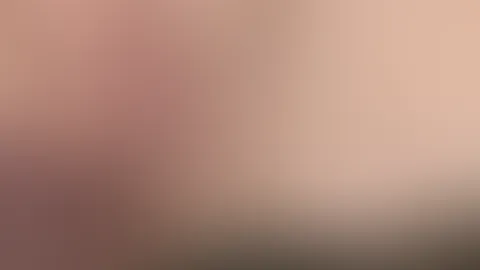 Meine neuen Piercings der inneren Lippen sind ja wohl einmal traumhaft geworden