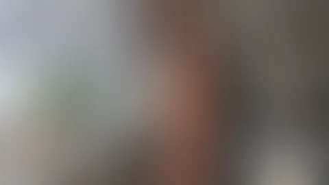 Ich nehme mir die nächsten Tage eine kurze Auszeit, um die Akkus wieder vollzuladen🤫. Danke, dass ihr mir so krasse Wochen beschert habt 🥰! Damit ihr mich nicht zu sehr vermisst, lasse ich dieses he