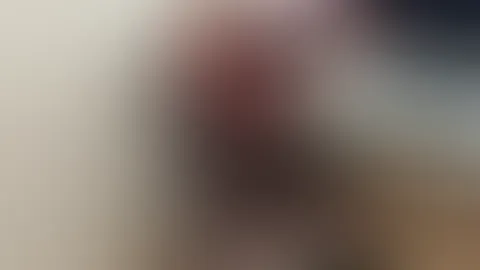 Im Homeoffice, oben ganz brav angezogen und unten im versauten Outfit đ€ Die Business S******e und keiner bekommt es mit. Das kommt öfters bei mir vor :) Da kam mir der S*****z zum leer saugen grade r