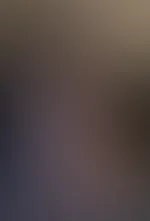 Schwarze Haare gefallen mir irgendwie am besten.đ