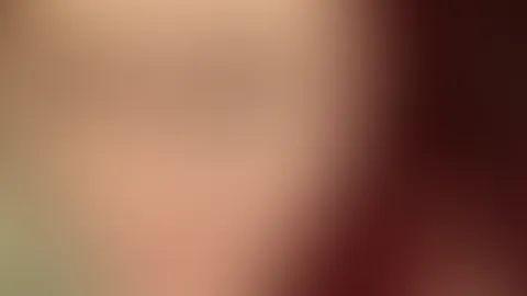 Ich öffne den Reißverschluss nur für dich. 💋