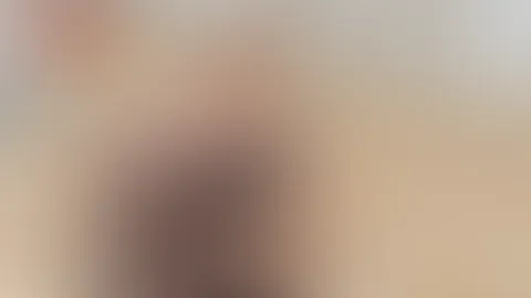 Na, freust du dich schon auf morgen... oder willst du lieber mit meinen Bällen spielen? 😏✨