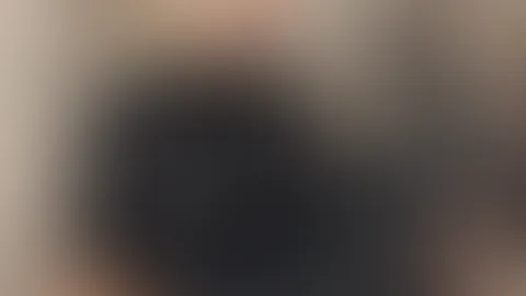 Soll ich das hier mal Nackt anziehen für DIch?