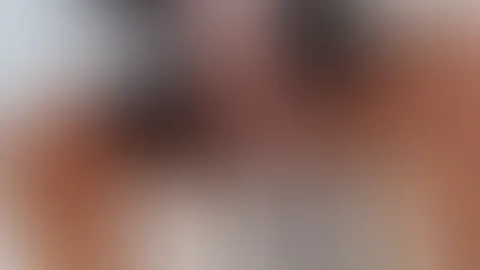 Der Kerl sollte eigentlich ein paar Fotos mehr machen, so ein Acryl Stuhl ist schon geil. Es kam aber anders und statt entspannt sauna ging es nach ein paar Fotos richtig heiss zur Sache