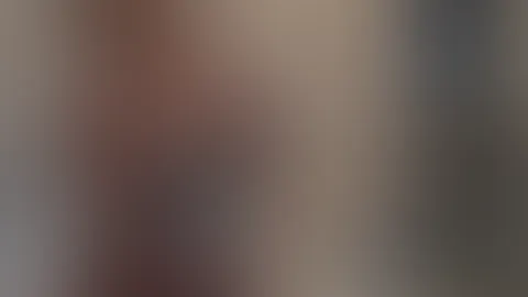 Sei mal ehrlich, denkst du es ist eine gute Idee mit einem a**l Plug in die Arbeit zu gehen?