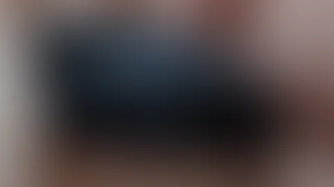 Geile Möpse > Guter Tag > Glitschige M****i > Ganz schön Groß sehen die dicken Dinger da aus! :O und so eng und noch unschuldig meine M****i - dass da bereits ne Faust reingepasst hat ist auf jeden Fa