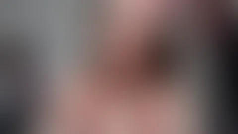 Orgasmus auf Attest! Doctorspiele mit Emmi!
