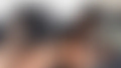 Ich bearbeite gerade ein paar Fotos und Videos für dich. Und das nur in Netzstrumpfhosen und HighHeels. Du kannst dich freuen…😉😗