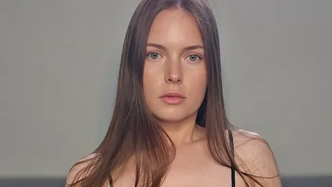 Schwarzer transparenter Bodysuit-Tease
