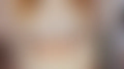Hab etliche Videos und Bilder. Schreib mir einfach. Bin auch oft live