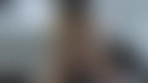 Face-Sitting und Doggy gef**kt! Du möchtest dass ich mich auf dein Gesicht lege und du mich mit Zunge f**ken musst? Dann bist du in diesem Clip genau richtig. Geile POV Aufnahmen und du bis ganz nah