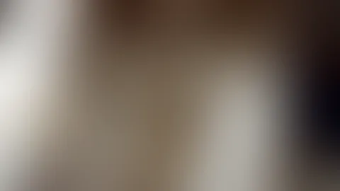 Der versaute Weihnachtsengel! Von mir hast du sicher noch nie gehört :) Lass mich dein nicht ganz so unschuldiger geiler und versauter Weihnachts-Engel sein! Die Flügel trage ich im Slip und nicht au
