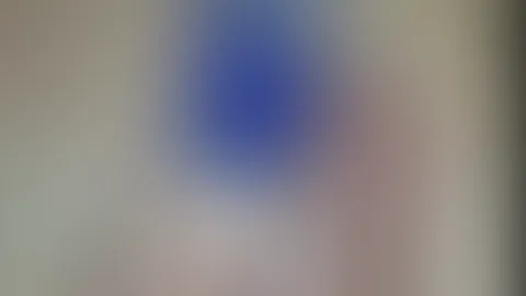Komplettes Fuss-Video 👣 sinnlich hellblau-lackierte Zehennägel 🩵 Wenn du drauf stehst, wirst du es lieben. Geniess es am besten gleich ❄️🔥 Übrigens, mein Chat ist kostenlos 🥰