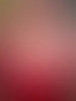 Heiße Sommernacht, rotes Kleid. Gefällt dir was du siehst?