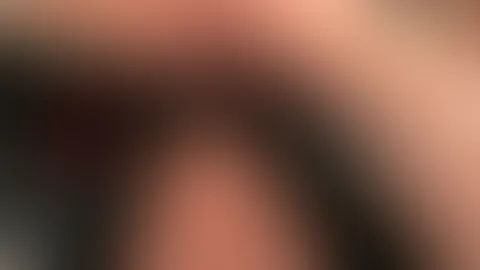 Es ist so heiß, aber glaub mir, mit mir wird die viel heißer🍑😘