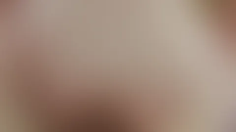 Neues kleines Reitvideo🍑🤭😋 Er filmt wie ich ihn schön abreite mit meinem geilen großen A***h🤤 Hörst du das klatschen?🤤 Wir sind beide Nackt und das Video ist natürlich mit Ton! Soll es mehr solch