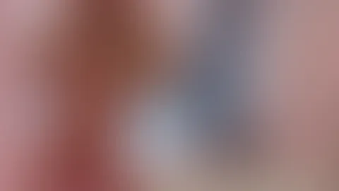 Ein bisschen verspielt… aber noch lange nicht alles gezeigt 😉 Du siehst nur, was ich dich sehen lasse 😏 Den Rest gibt’s nur für dich, wenn du dranbleibst 💋