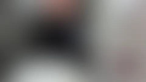 Wie gefĂ€llt dir mein BH ? Niemand ahnt, dass ich so sexy in der Kur runter laufe đ€đ„đ