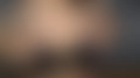 Titten und A***h mal schön wackeln lassen đ