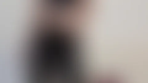 Schon wieder ein Arbeitstag im Eimer, nur weil eine Frau auf deinem Bildschirm aufgetaucht ist
