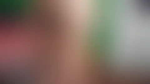 Meinen Bikini ausziehen und den neuen Badeanzug anziehen