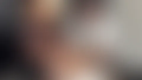 Im Vordergrund wird Sie die haarige M****i mit ihrer Magie faszinieren!