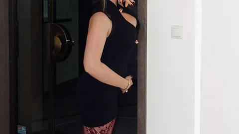 Elegant & Hot